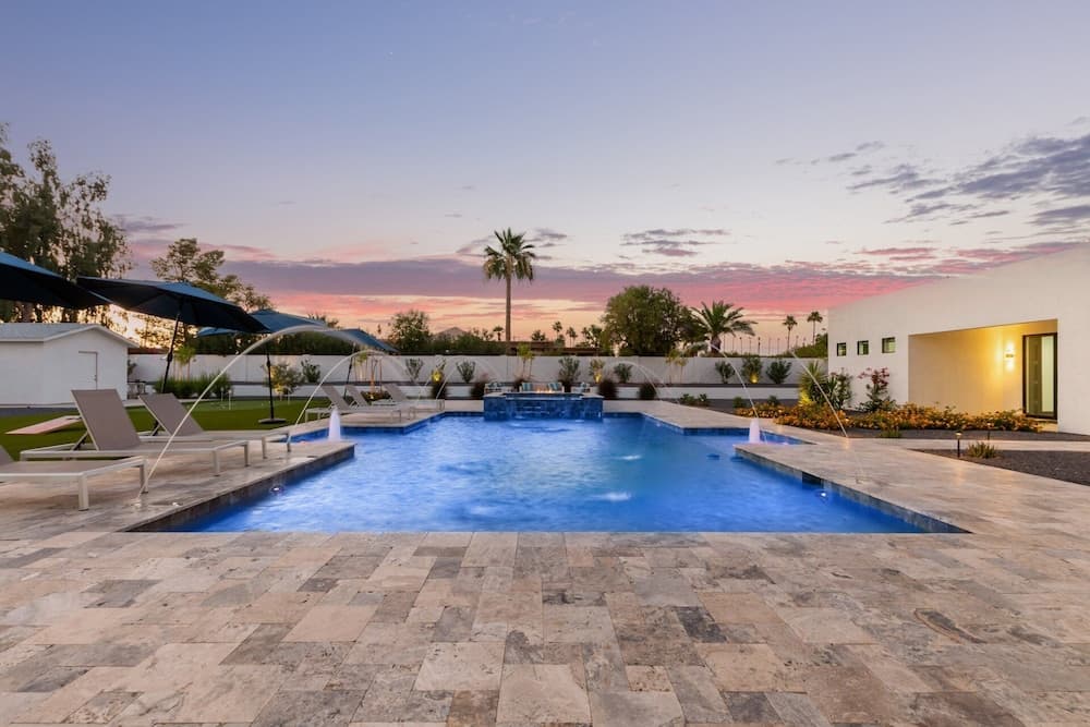 Modern Mansion - Image 52