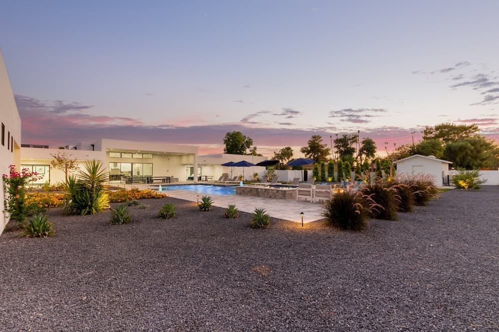 Modern Mansion - Image 55