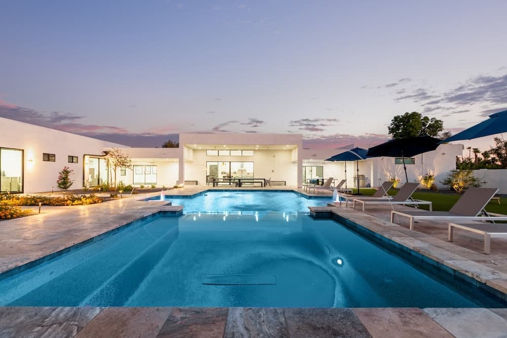 Modern Mansion - Image 56