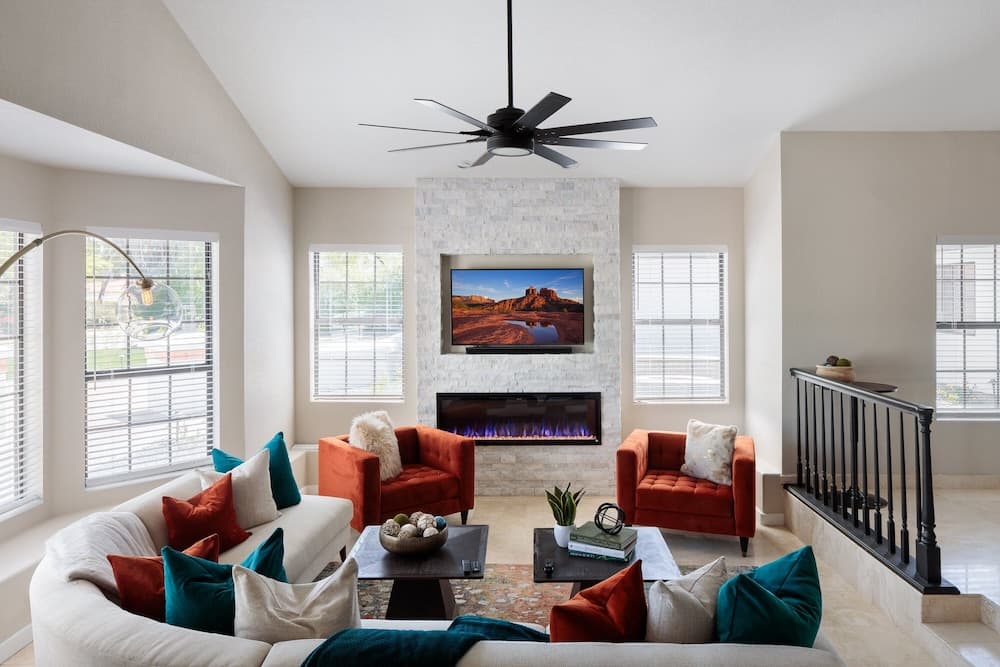 Paradise Palace - Image 3