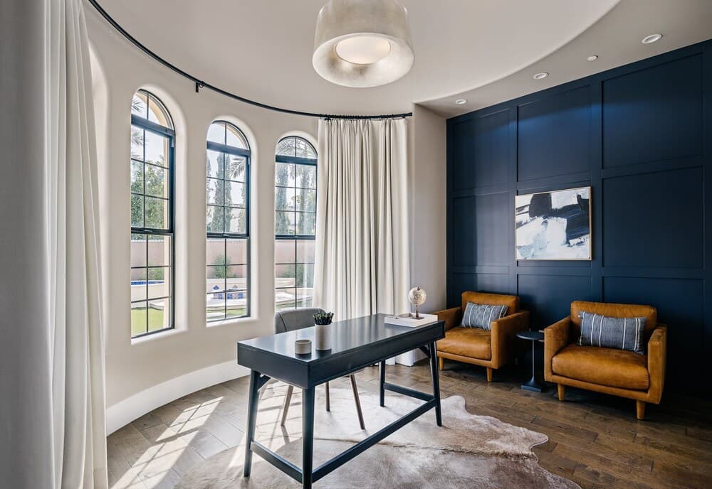 Poolside Paradise - Image 11