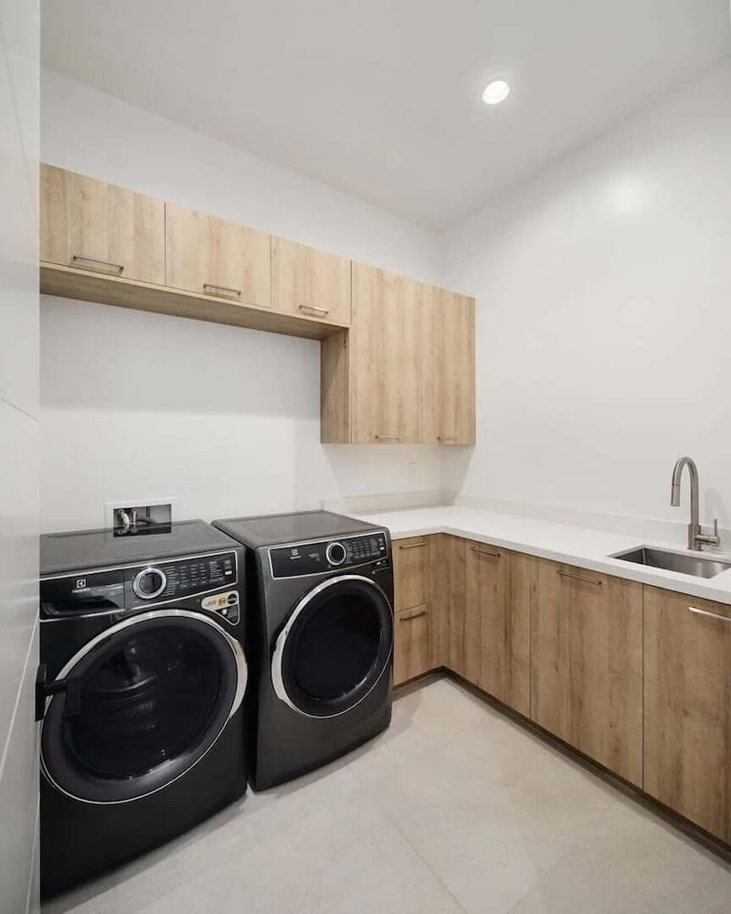 Solstice Retreat - Image 32