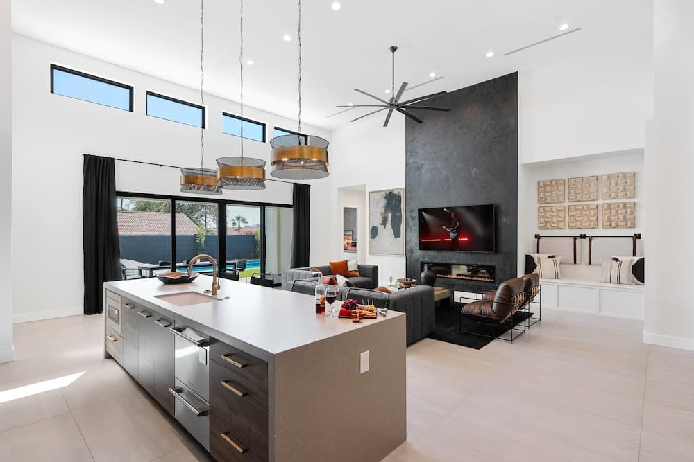 Solstice Retreat - Image 47