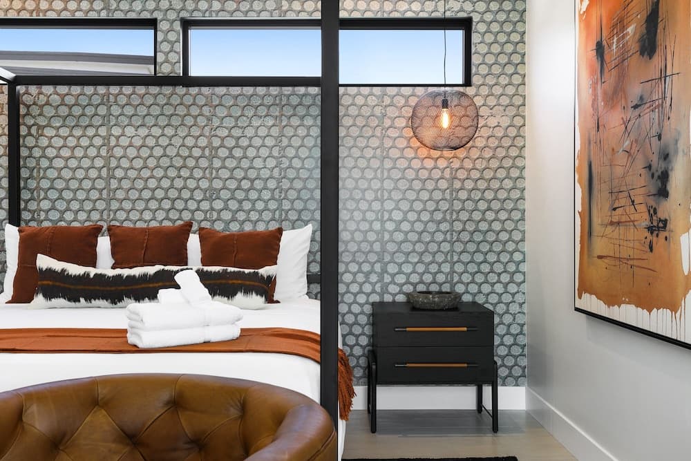 Solstice Retreat - Image 58