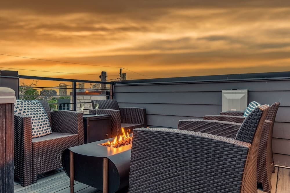 Luxe-tennessee Row - Image 27