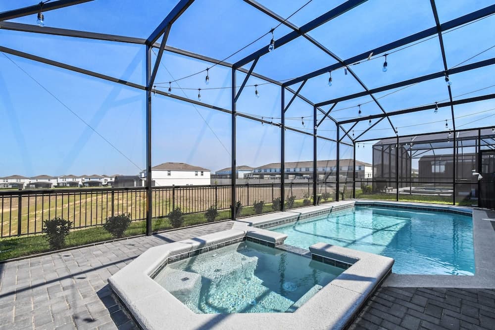 Minions World Villa - Image 2