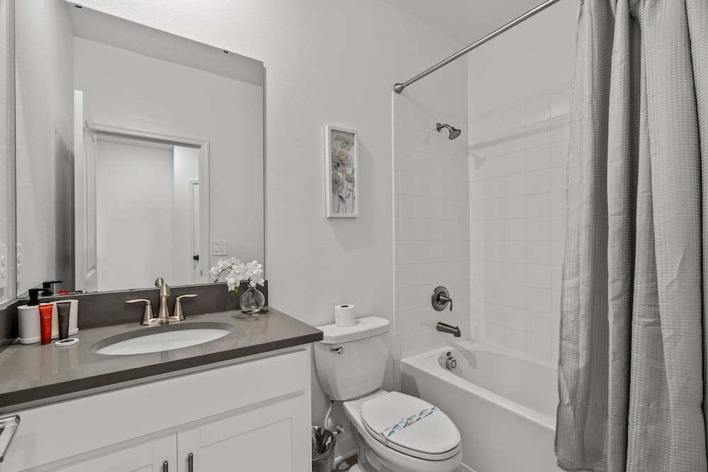 Dreamland Haven - Image 29