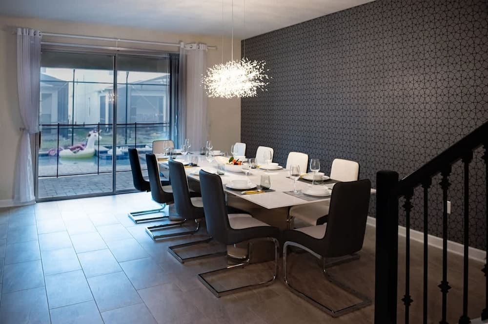 Fun Bookmark Villa - Image 5