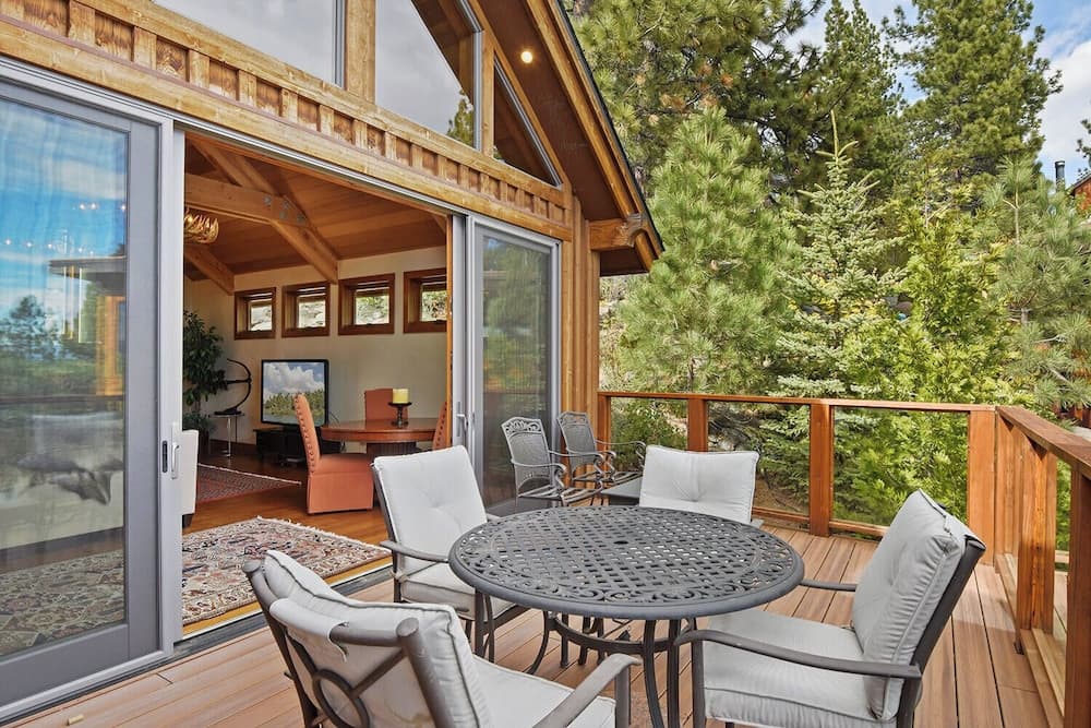 Luxury Mountain Chalet - Image 25