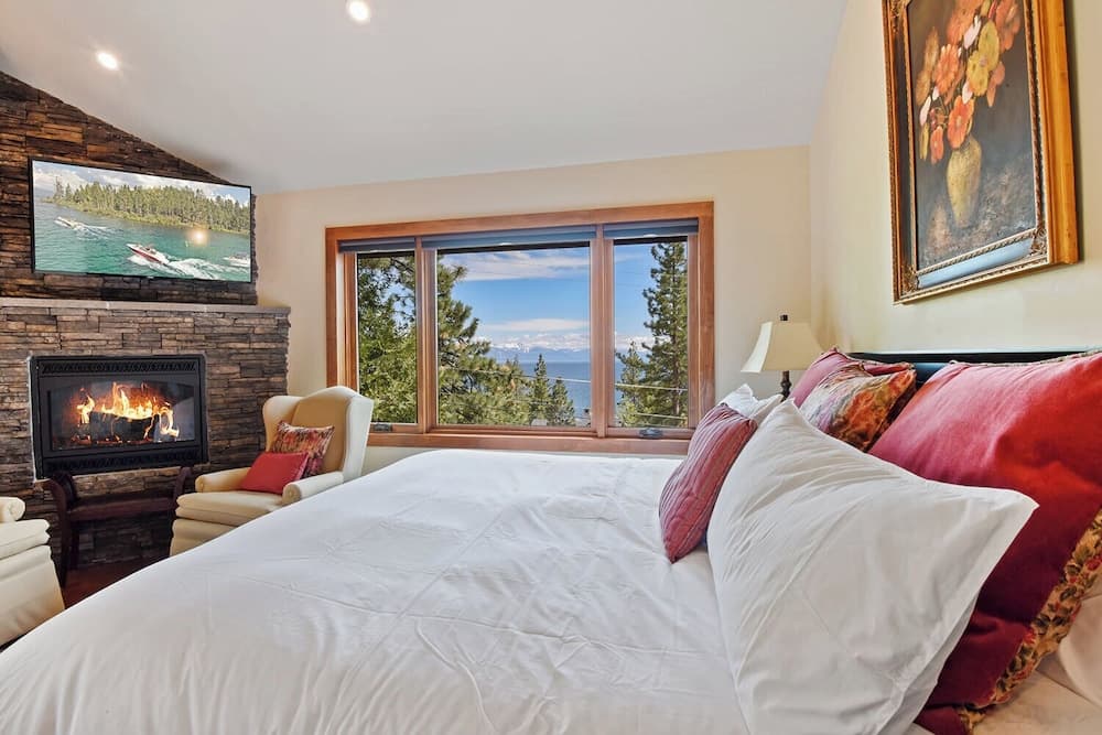 Luxury Mountain Chalet - Image 10