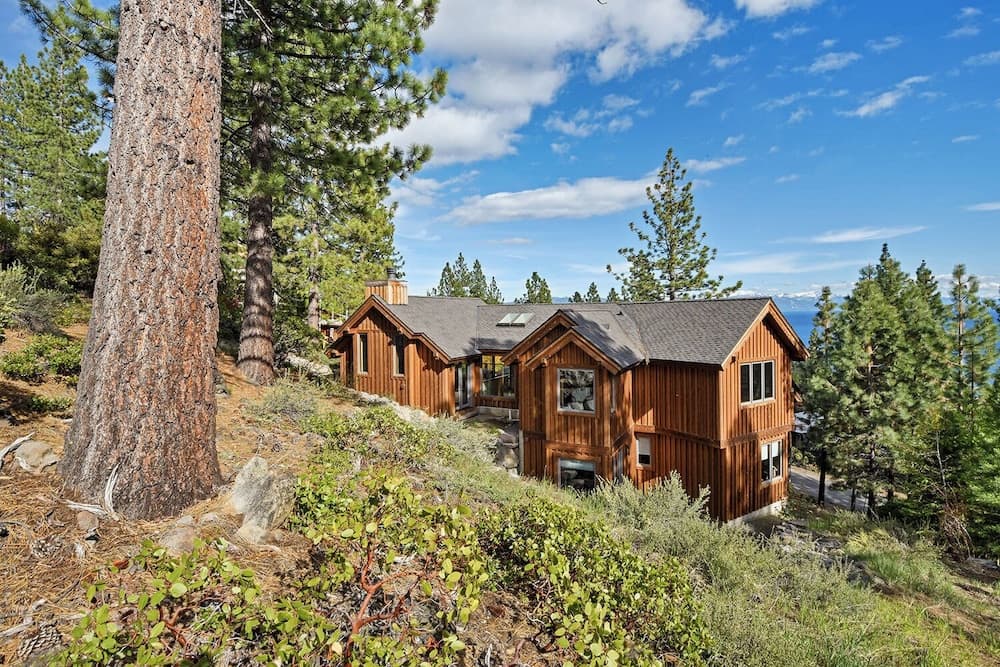 Luxury Mountain Chalet - Image 3