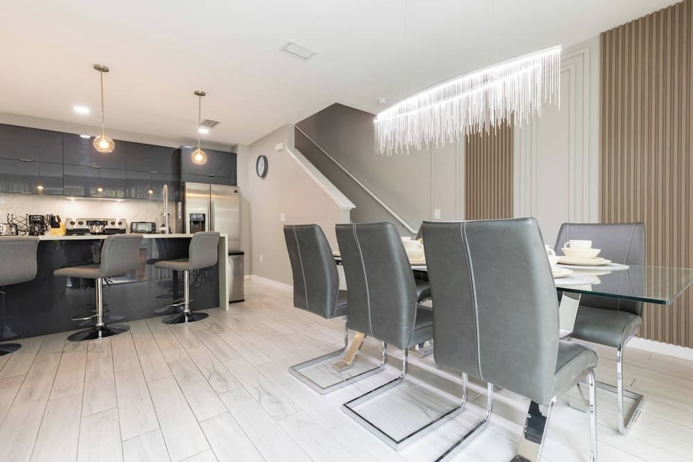 Disney Splash #31 - Image 5