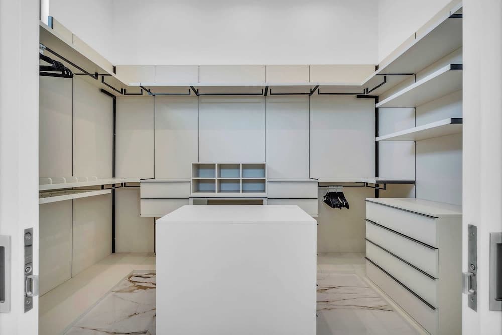 Bravo Villa #8 - Image 29