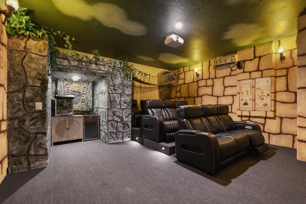 Aqua Luxe - Image 51