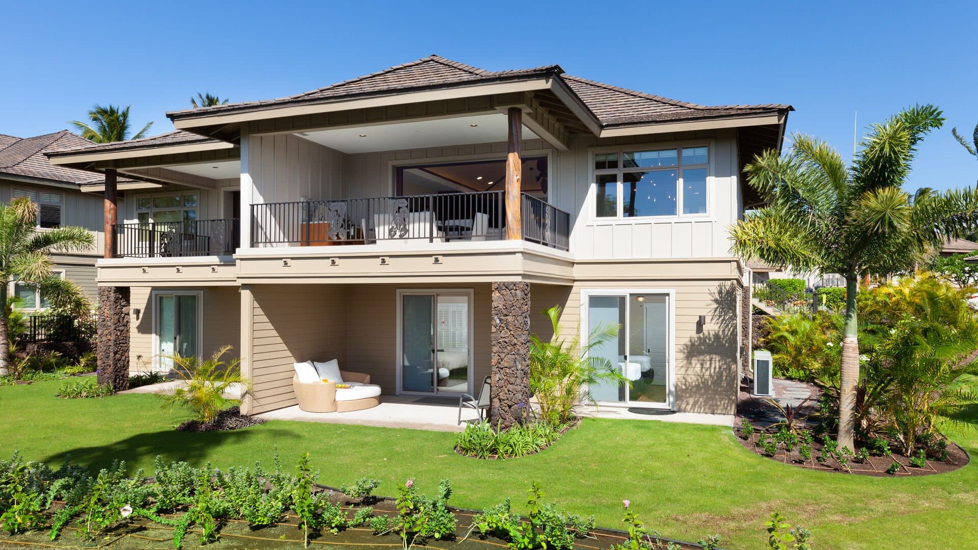 Hawaii Roma - Image 1