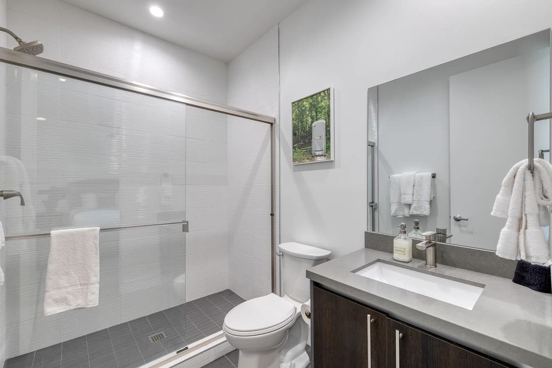 Polo Villa Halo - Image 17