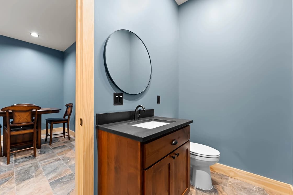 Black Bear Lodge - Image 49