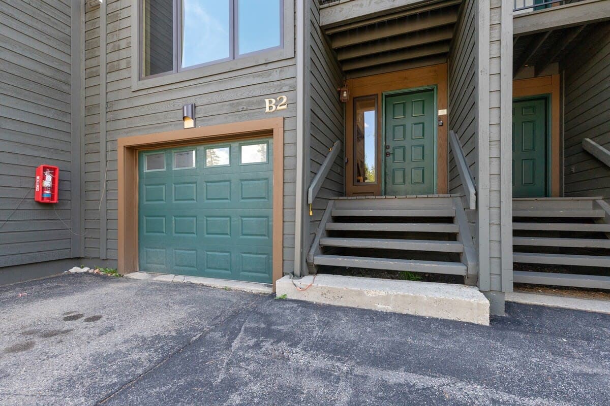 Peaks and Pines - Image 4