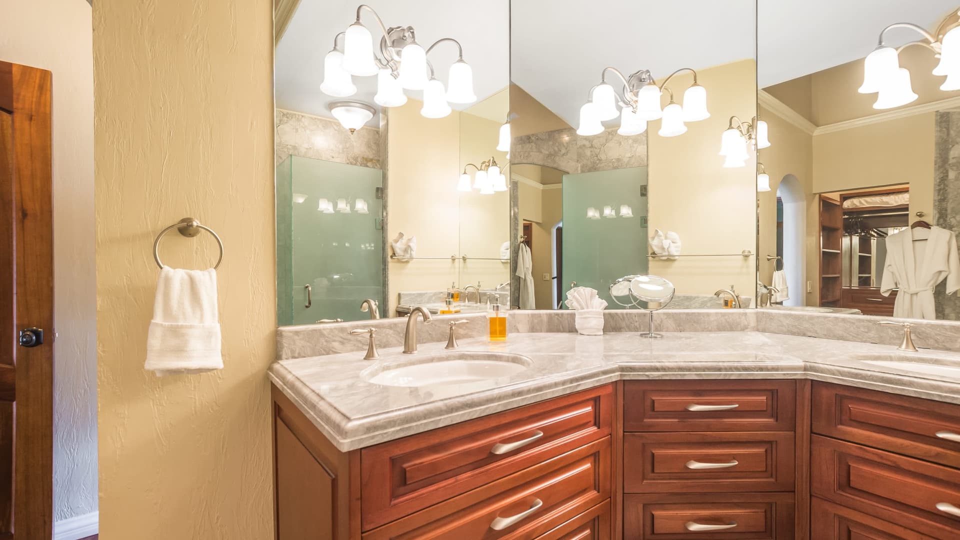 Palms Residence - Image 20