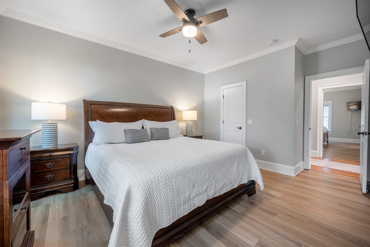 Beach Retreat - Image 17