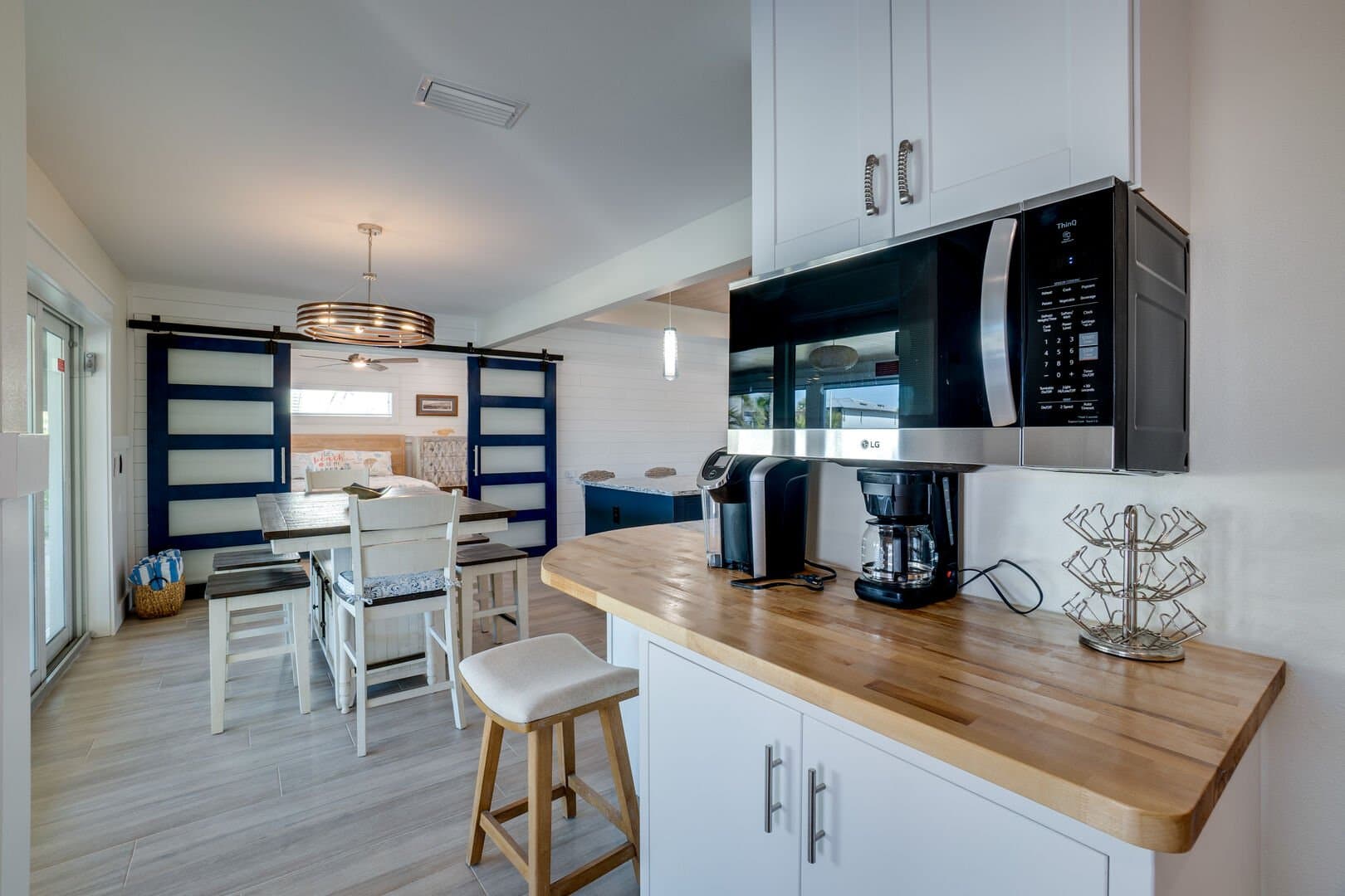 Come Sail A Bay - Image 6