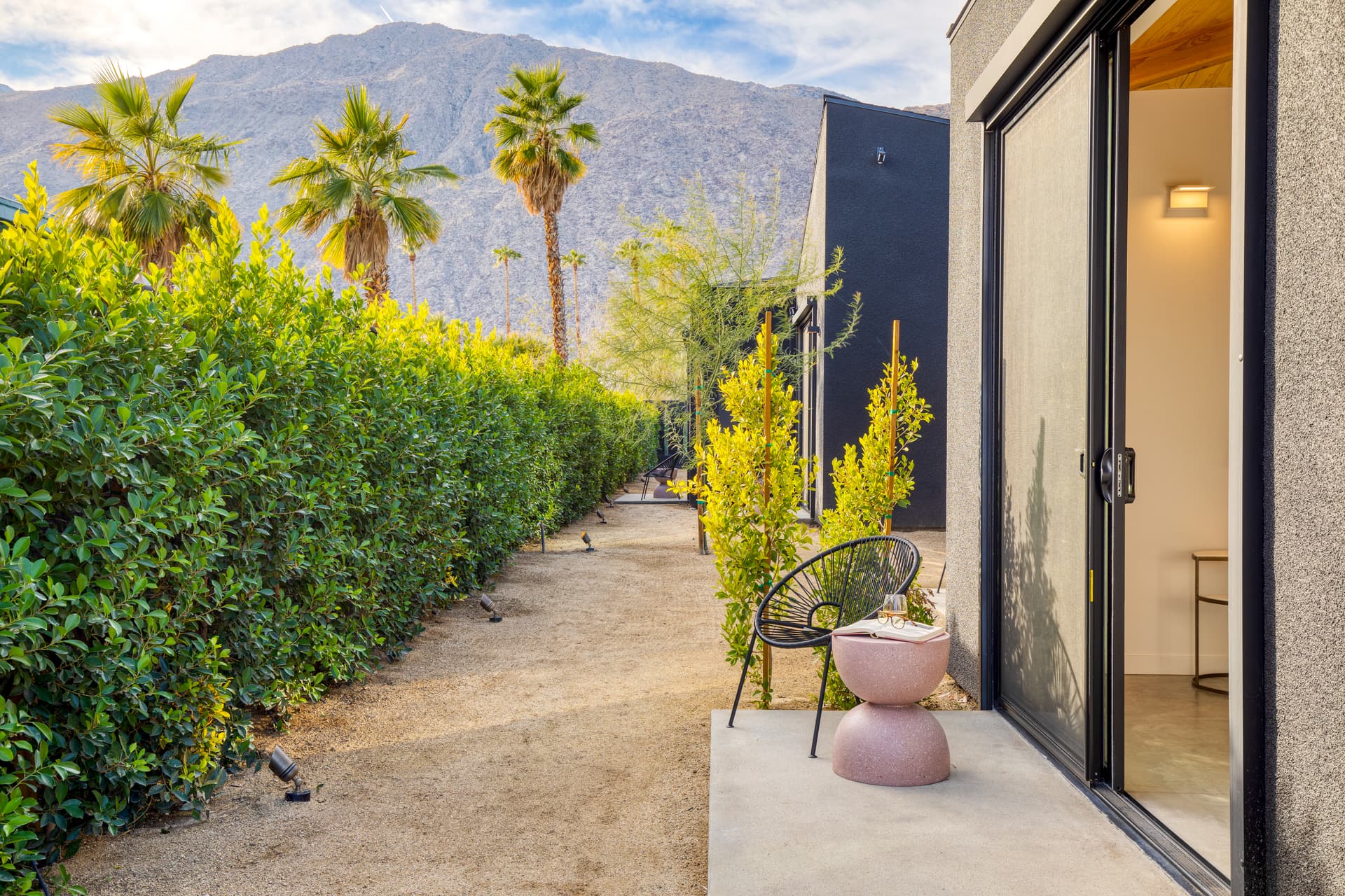 Bronze Leaf House - Image 25