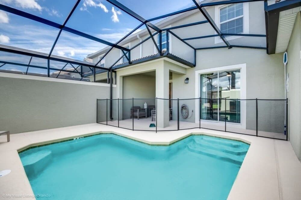 Sunbound Living - Image 1