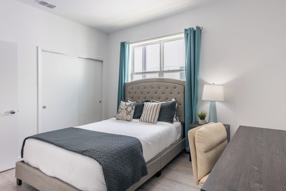 Magic Disney Manor - Image 18