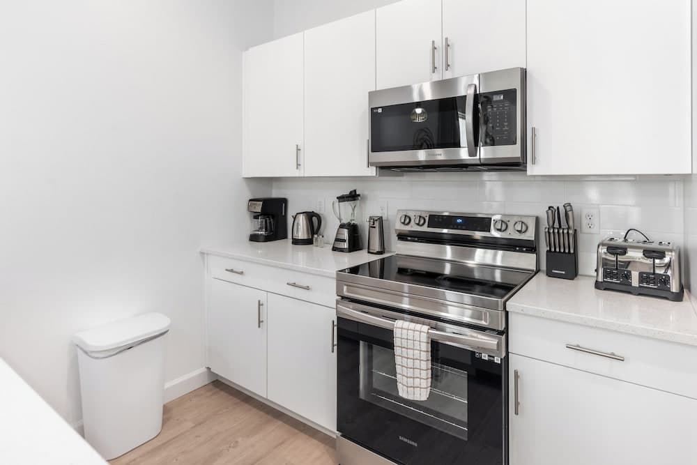 Magic Disney Manor - Image 8