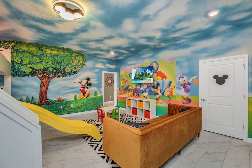 Magical Family Home - Image 34