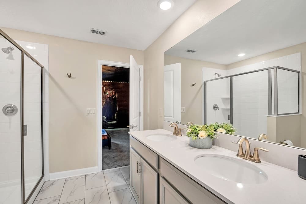 Magical Family Home - Image 55