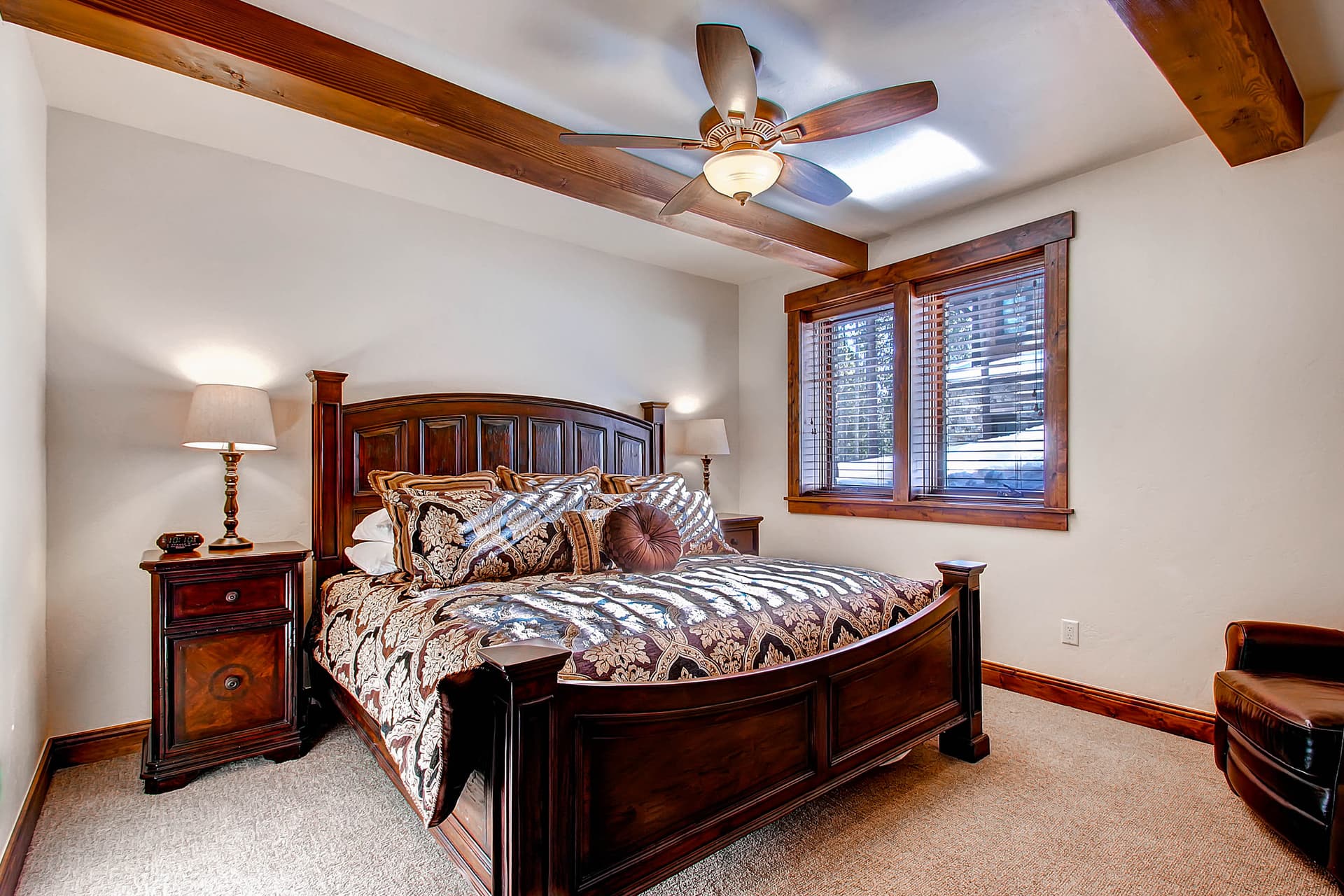 Slopeside Manor - Image 24