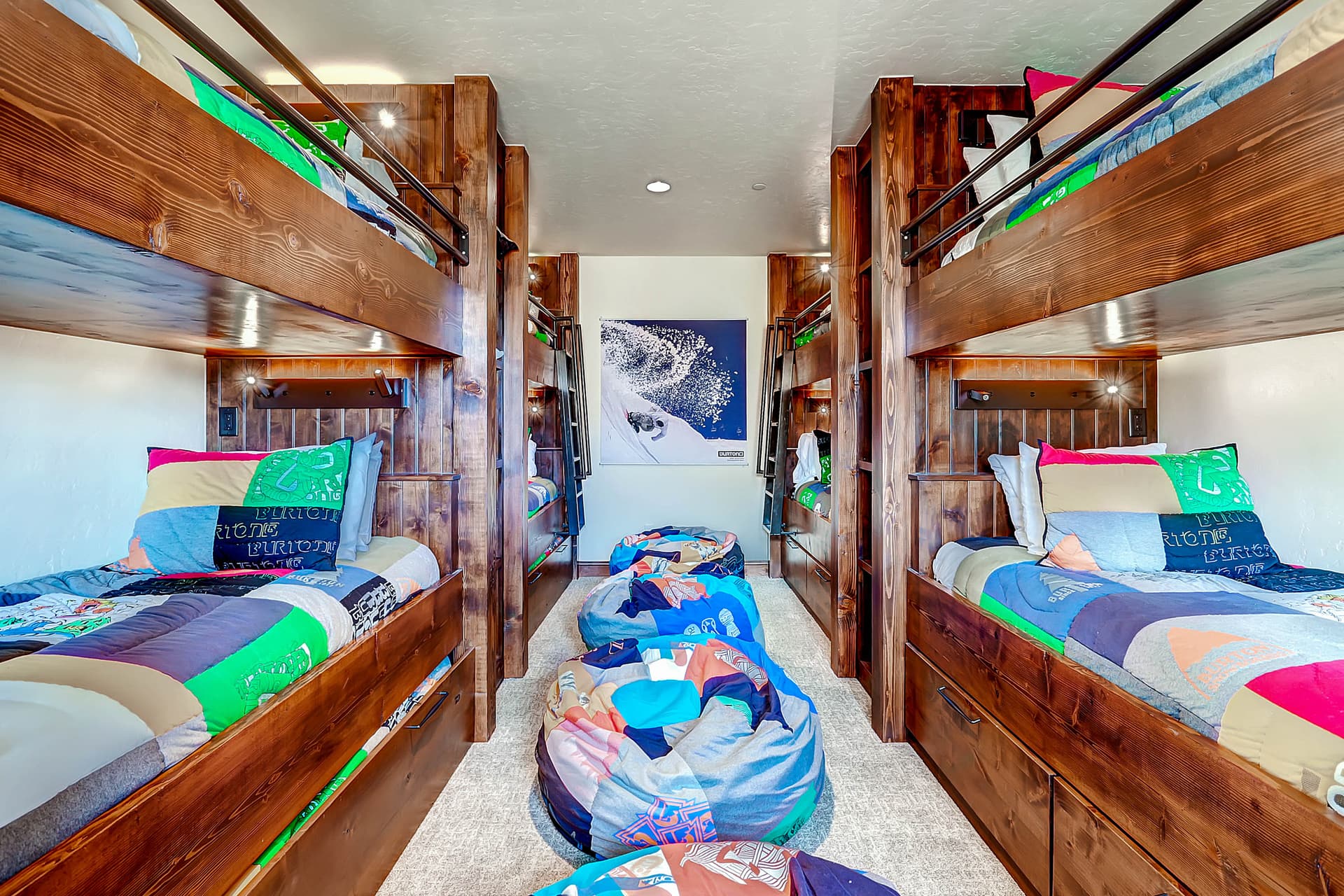 Slopeside Manor - Image 28