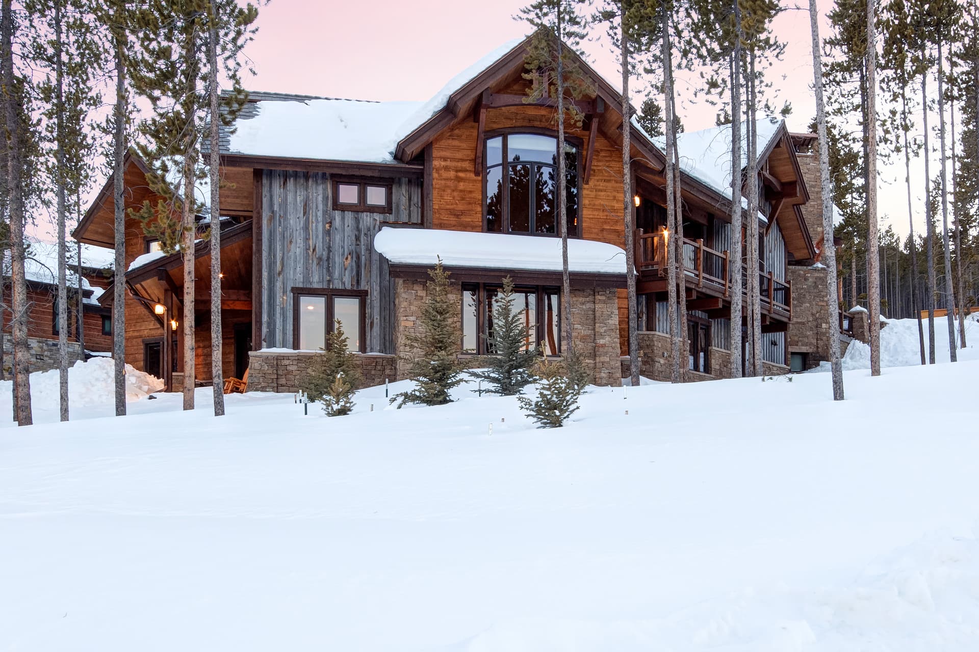 Slopeside Manor - Image 52