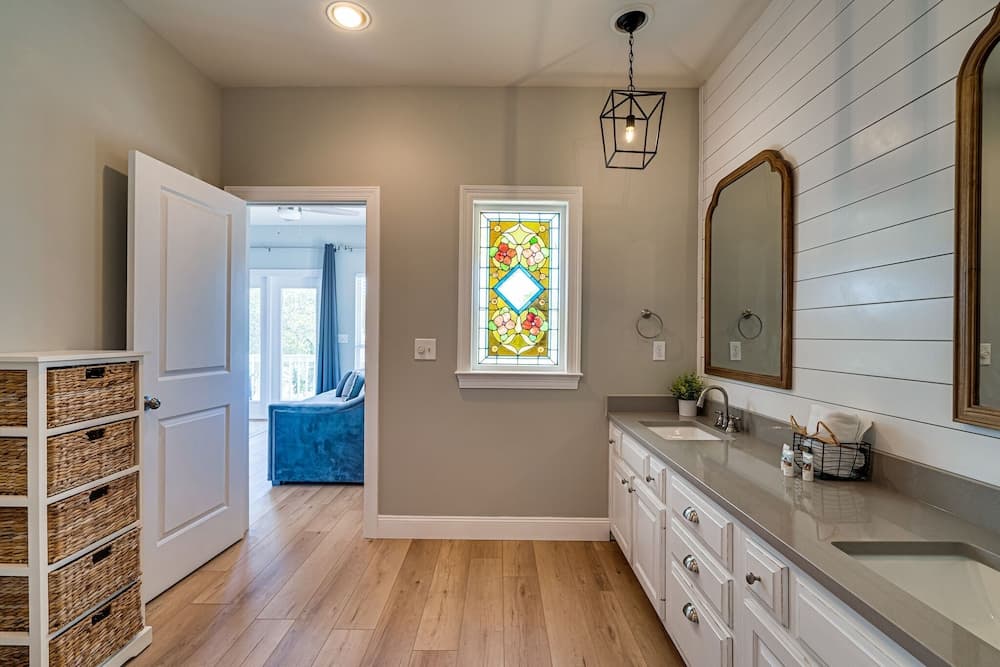 Magnolia Charms - Image 24