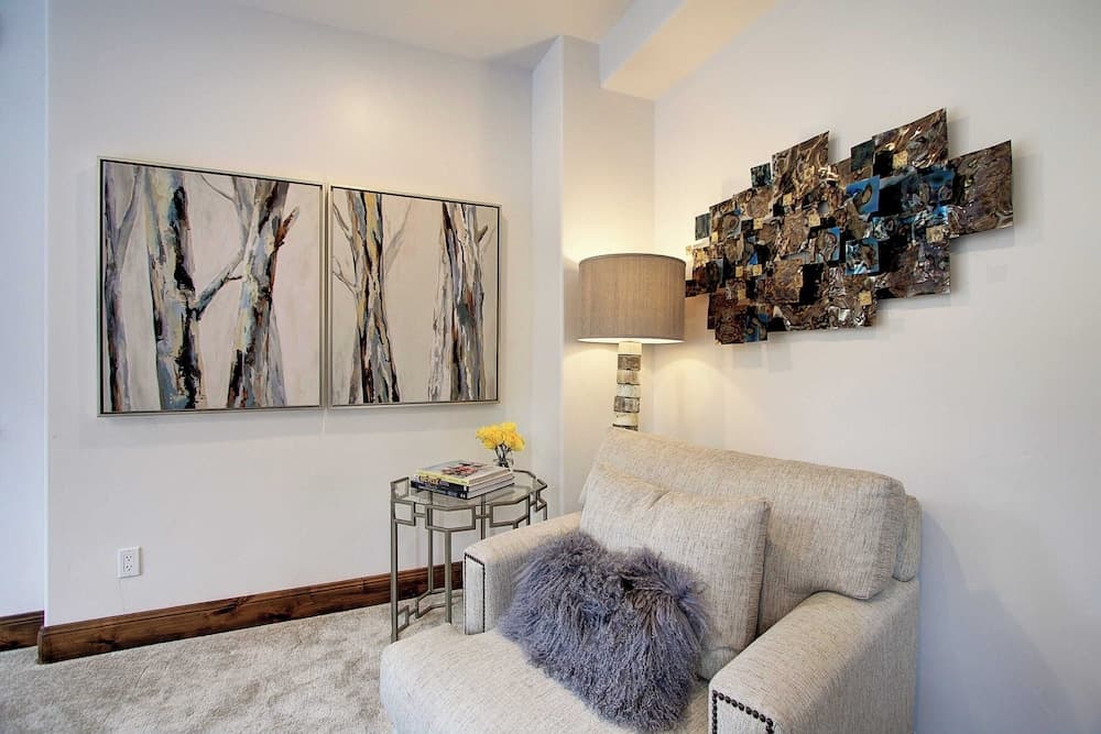 Main Street Escape - Image 9