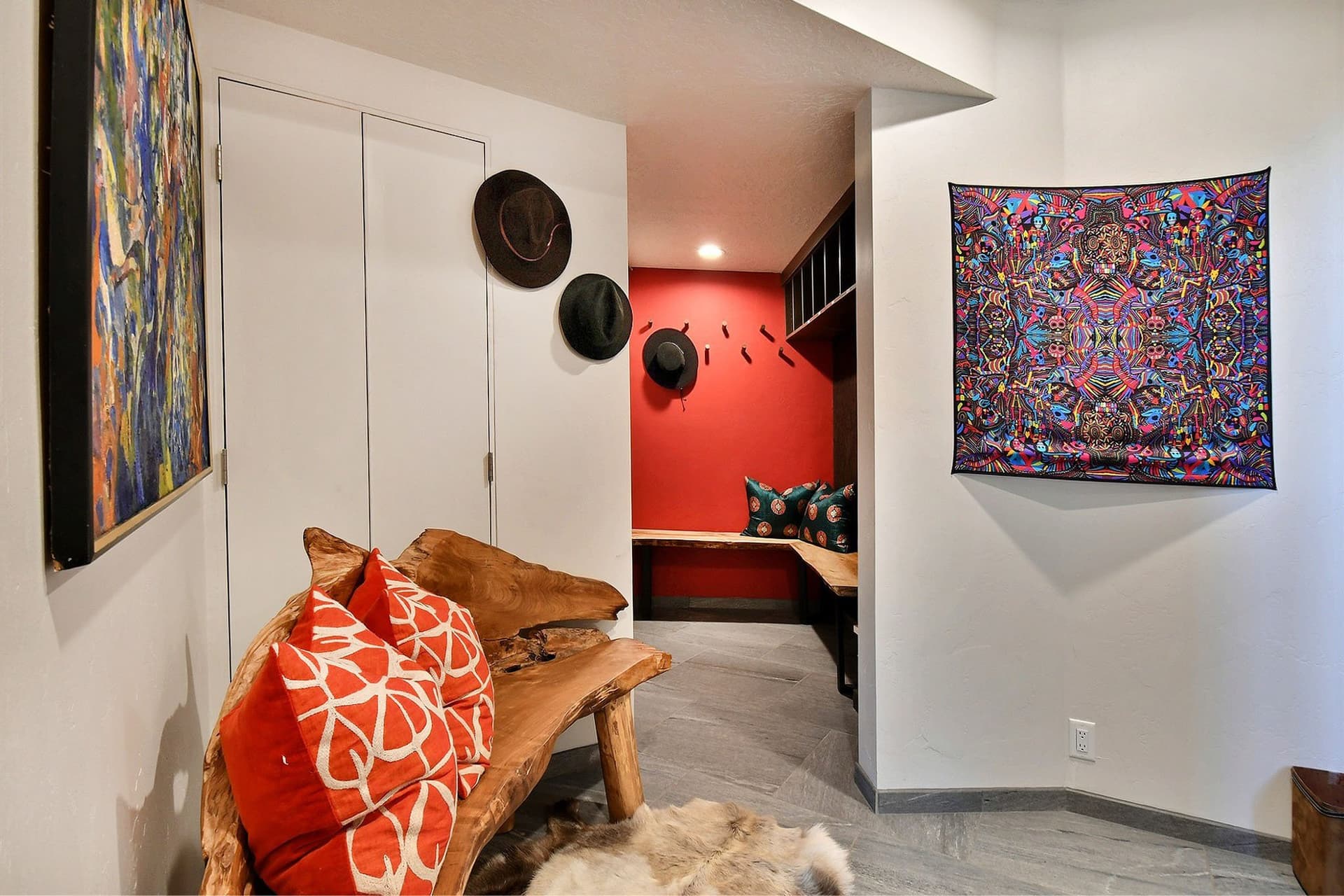 Main Street Retreat - Image 26