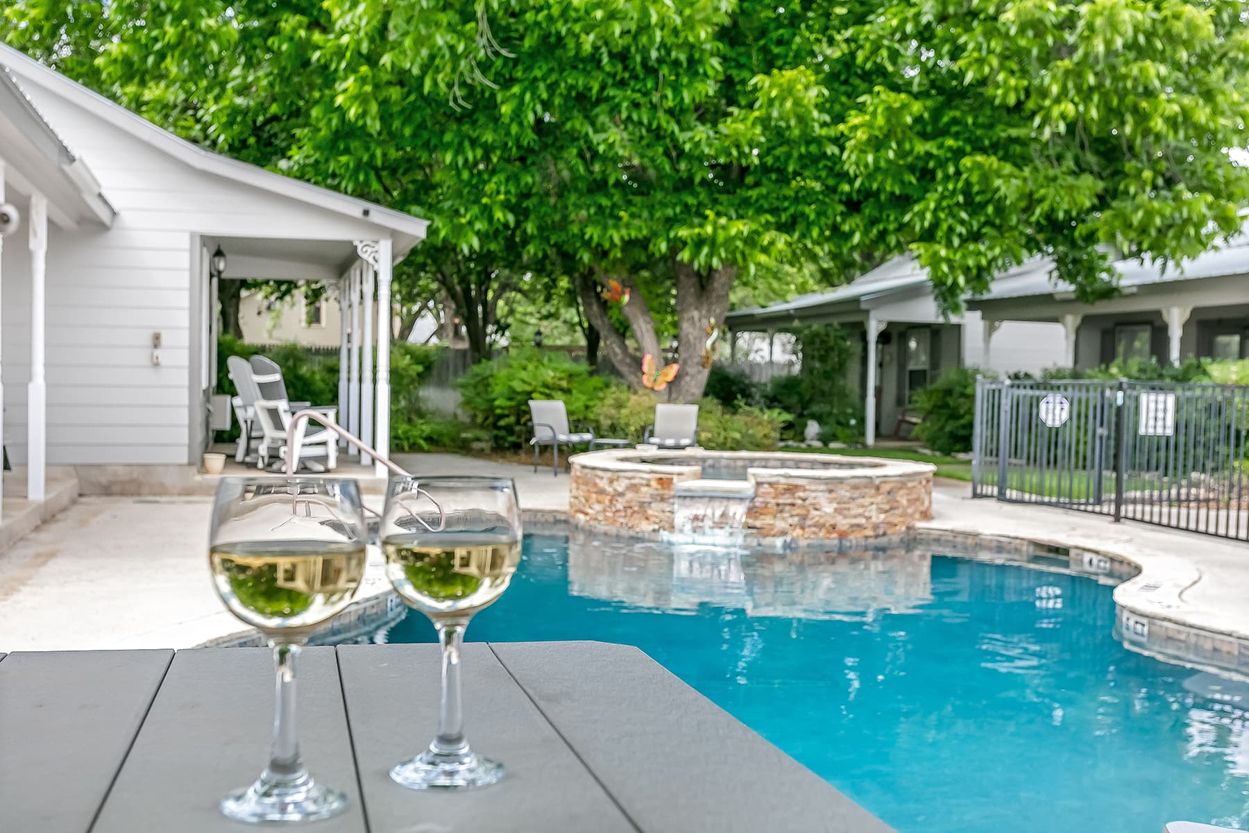 Vicars Room - Image 3