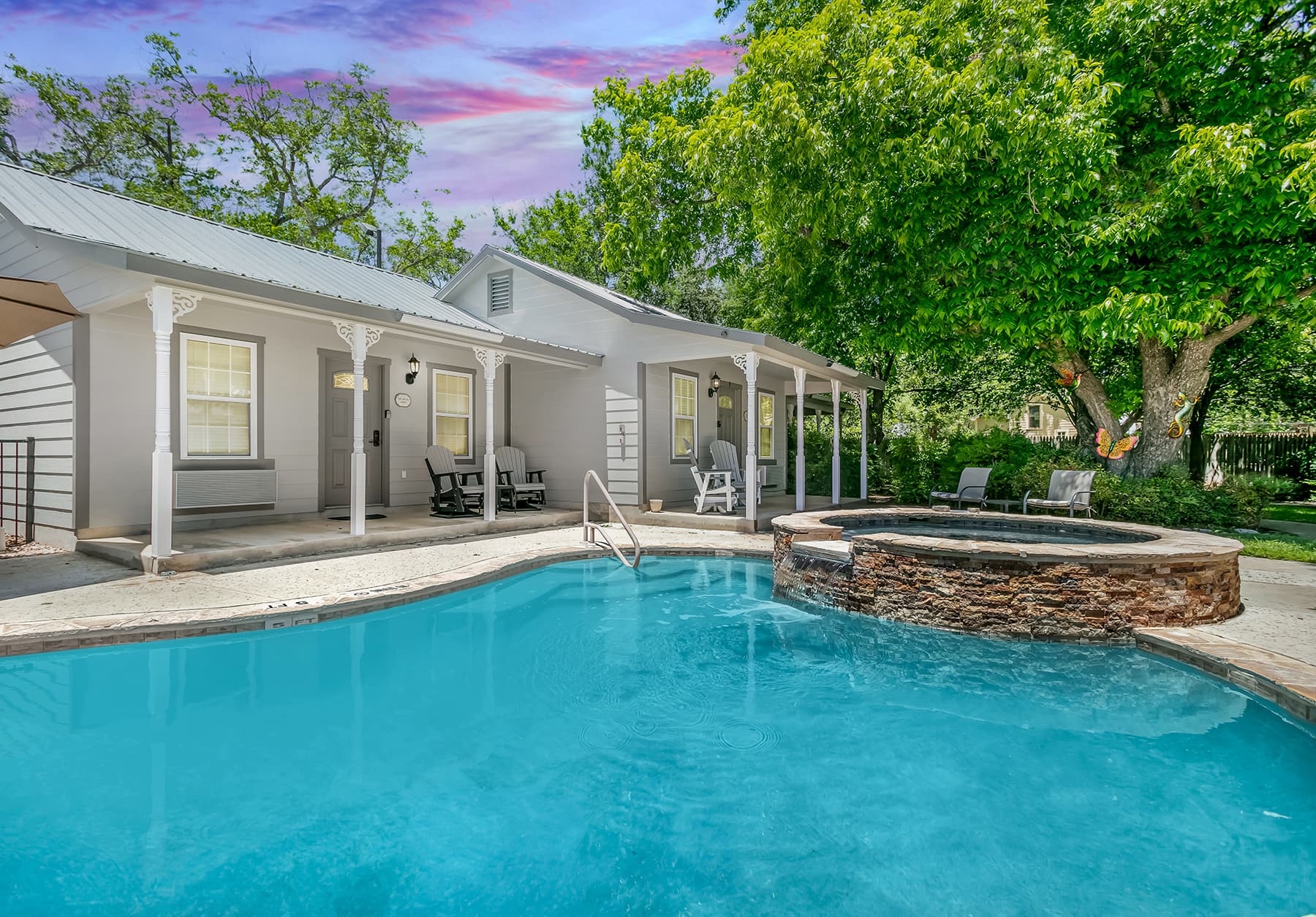 Vicars Room - Image 6