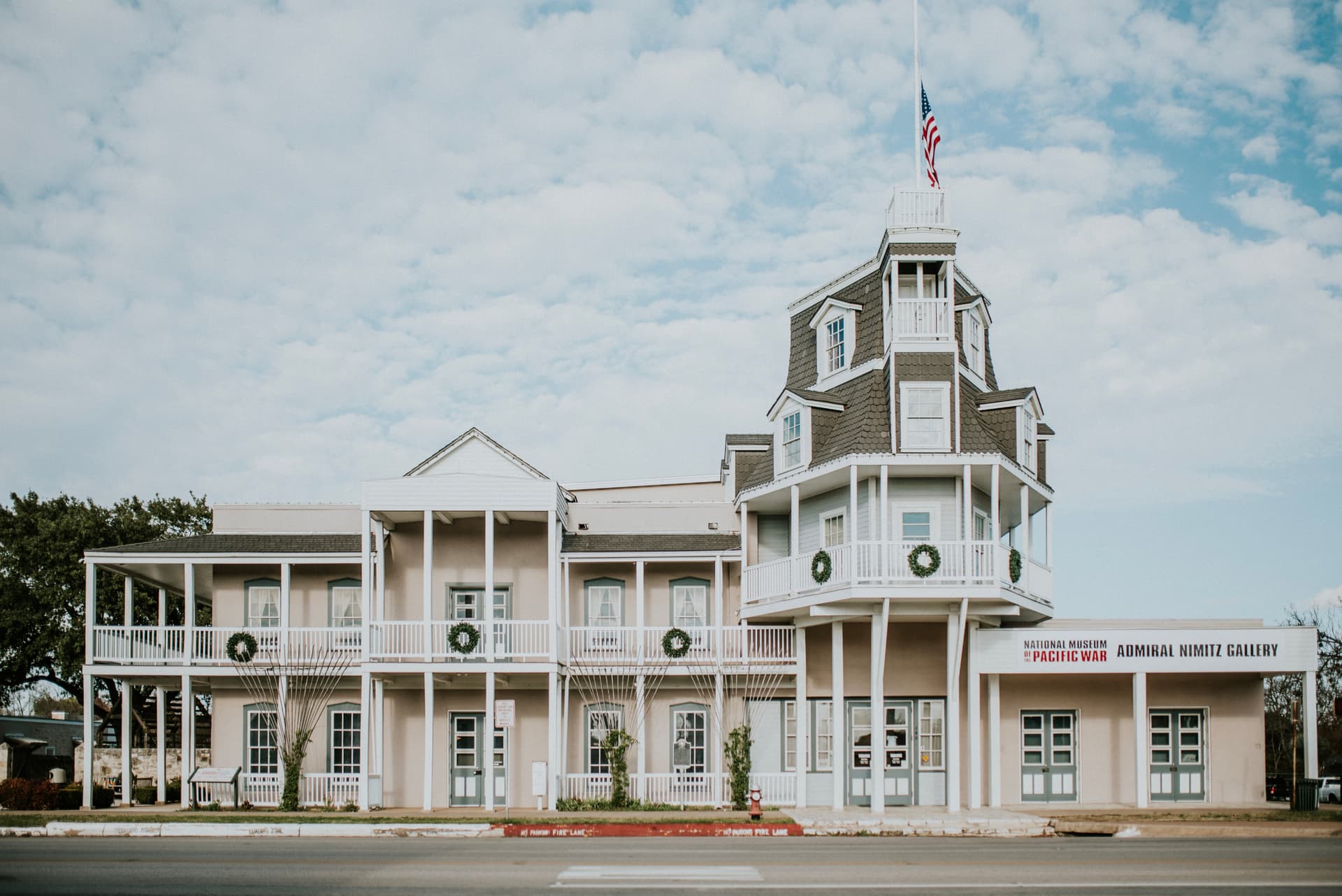 Vicars Room - Image 13