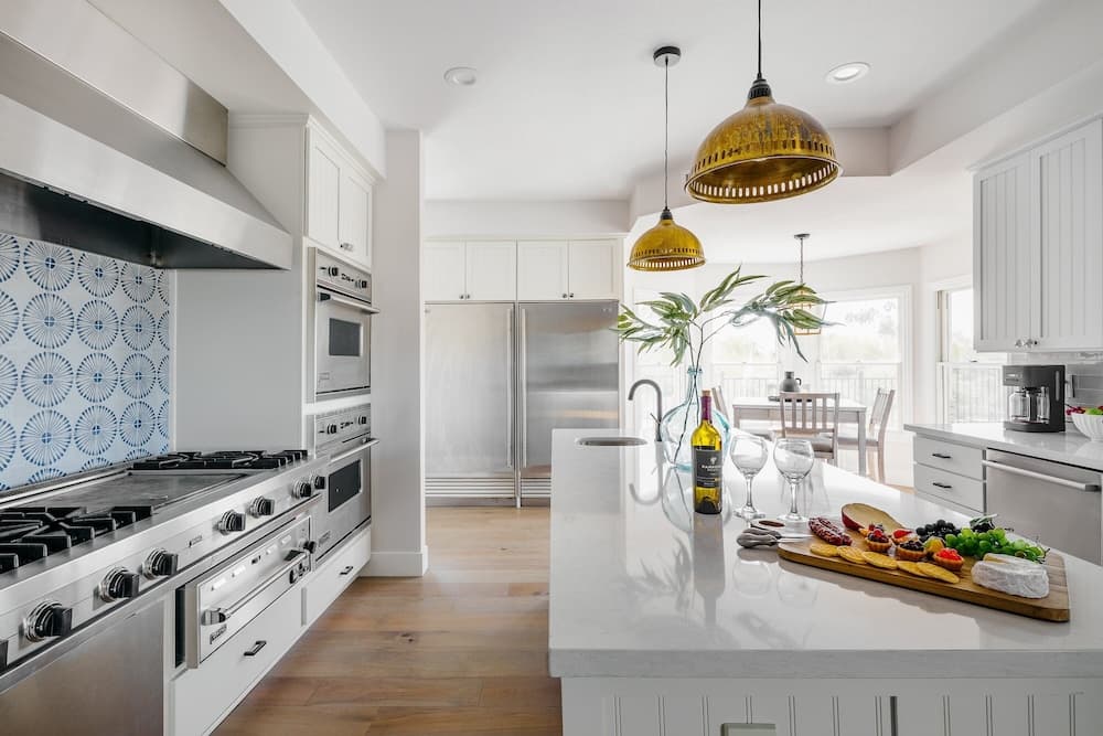 Majestic Mountain Mansion - Image 10