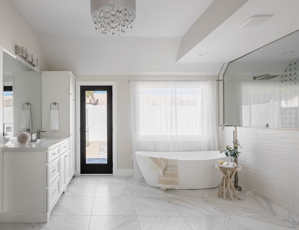 Majestic Mountain Mansion - Image 17