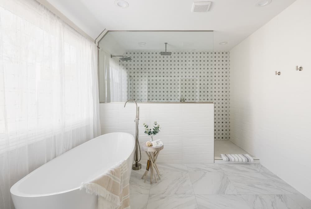 Majestic Mountain Mansion - Image 19