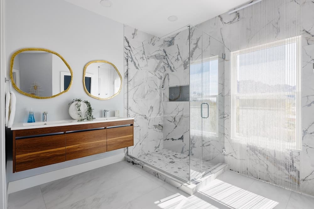 Majestic Mountain Mansion - Image 24