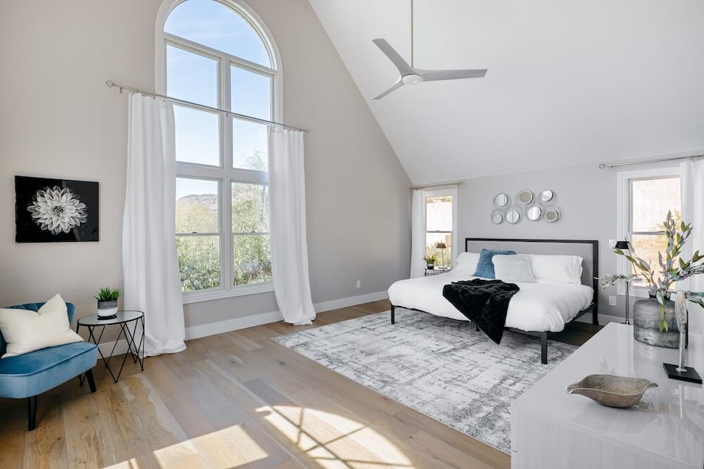 Majestic Mountain Mansion - Image 27