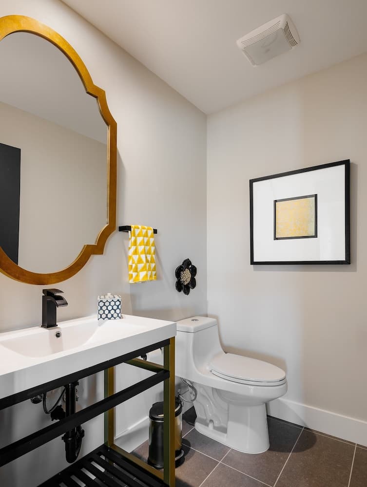 Majestic Mountain Mansion - Image 29