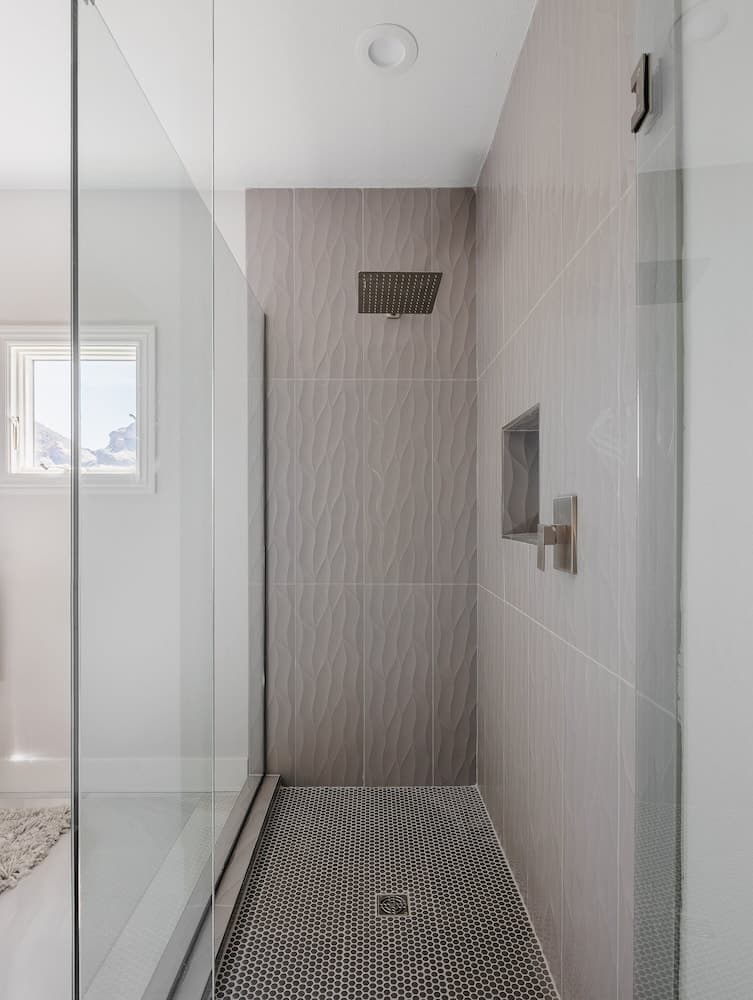 Majestic Mountain Mansion - Image 32