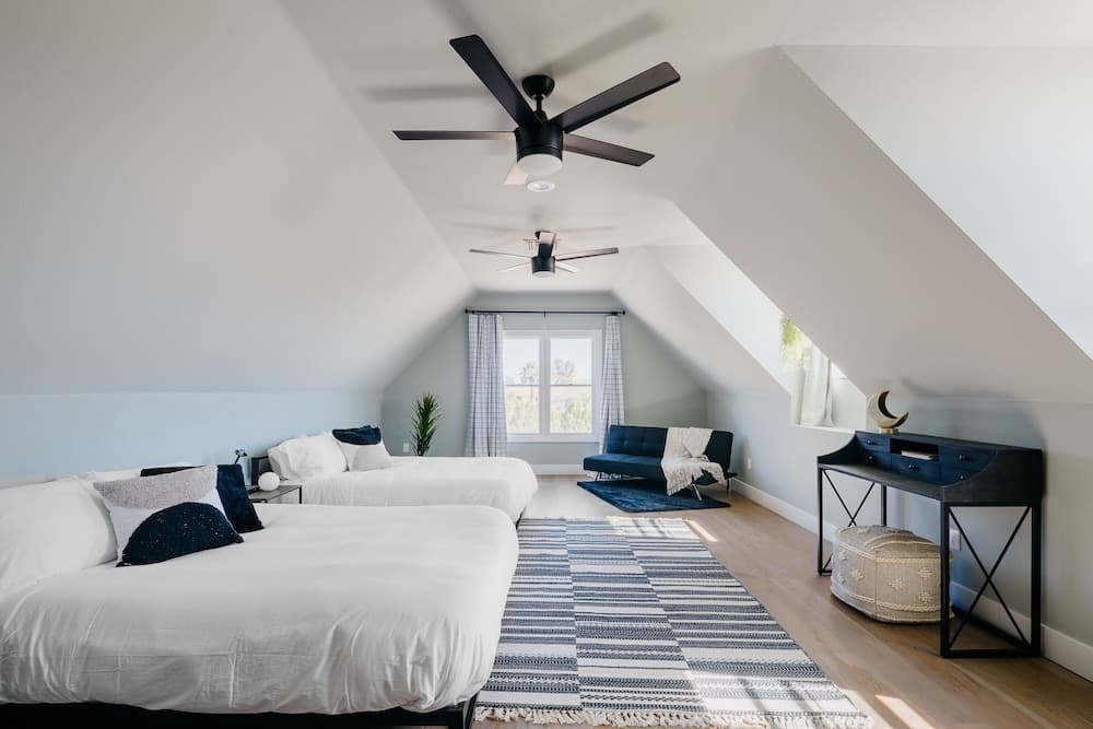 Majestic Mountain Mansion - Image 33