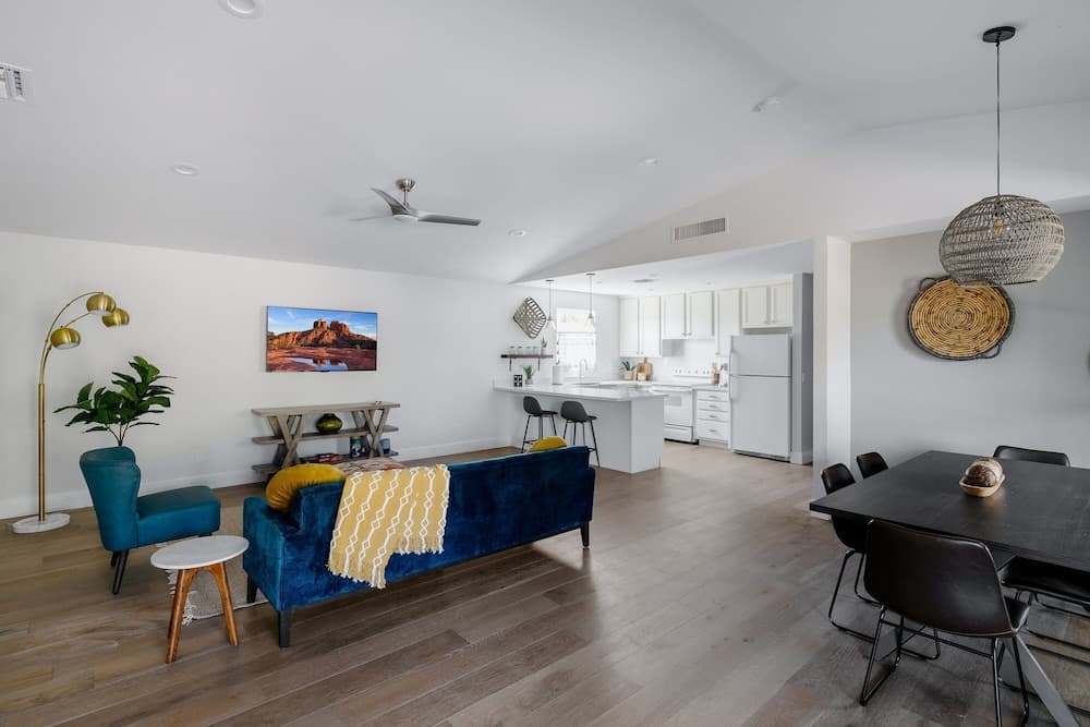 Majestic Mountain Mansion - Image 38