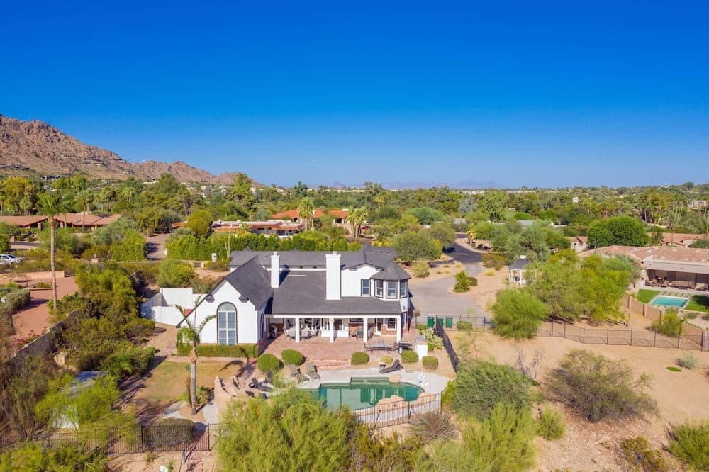 Majestic Mountain Mansion - Image 52